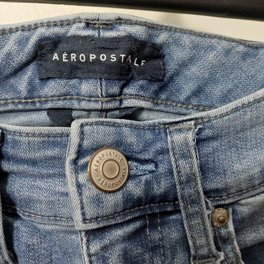 Aeropostale